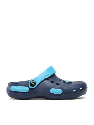 39979